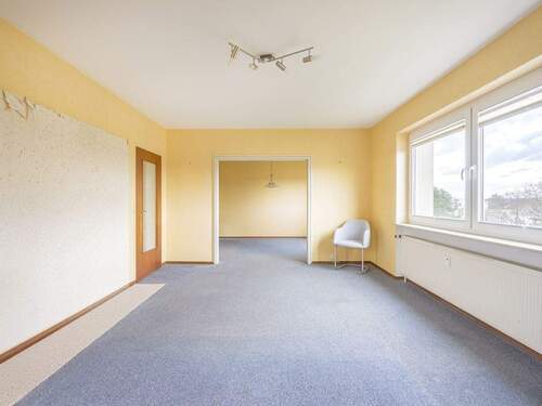 Wohnzimmer Ansicht 2 - Etagenwohnung mit 103,60 m&sup2; in Eggenstein-Leopoldshafen zum Kaufen