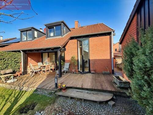 Blick auf das Haus - Ihr neues Traumhaus - 475.000,00&nbsp;EUR Kaufpreis, ca.&nbsp; 132,00&nbsp;m&sup2;&nbsp;Wohnfl&auml;che