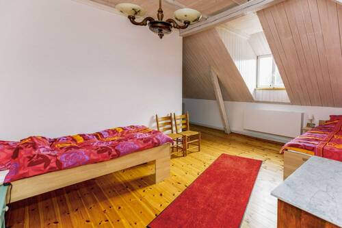 Schlafzimmer II OG - 