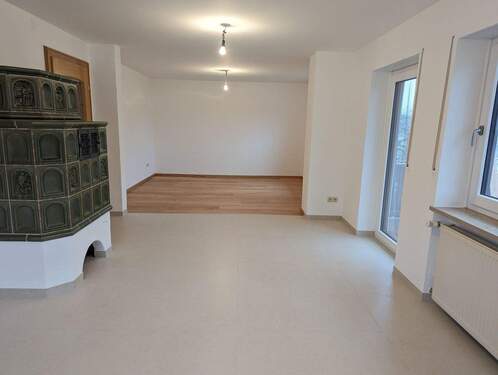 Blick zum Wohnbereich - 4 Zimmer Etagenwohnung in Bockhorn