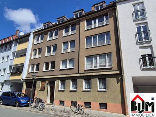 Ansicht - *Nürnberg-Altstadt - 3 Zimmer - Dachgeschoss - grosszügig - Kücheneinrichtung möglich - Bad mit Fenster*