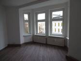 Wohnraum mit Erker - Etagenwohnung mit 110,00 m&sup2; in Greifswald zur Miete