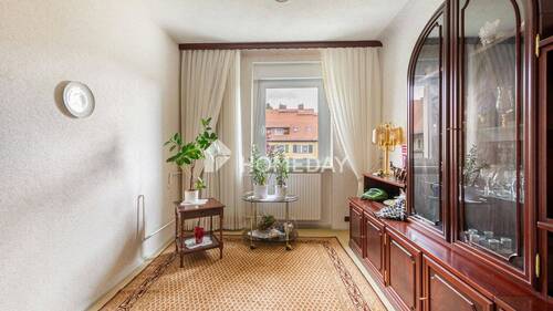 1. OG Wohnzimmer 1 - 