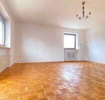 Freilassing: Helle 3-Zi.-City Whg. mit Süd-Balkon im 2. OG, mit Blick nach Osten, Süden u. Westen.