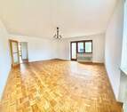 Wohnzimmer - 3 Zimmer Etagenwohnung zum Kaufen in Freilassing