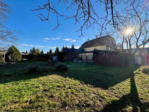 Ansicht Grundstück - 1 Zimmer Mehrfamilienhaus, Wohnhaus in Nünchritz