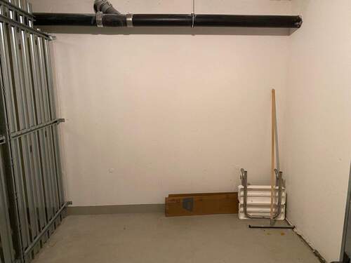 Leerer Abstellraum - Etagenwohnung mit 54,00 m² in Weil am Rhein zur Miete