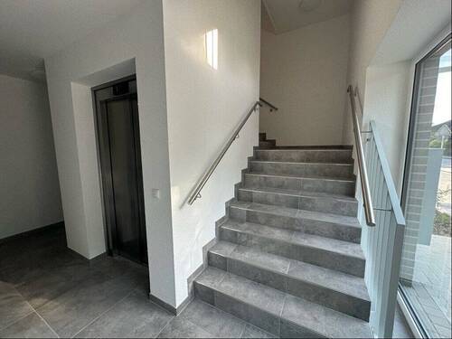 Eingangsflur Wohnhaus - 