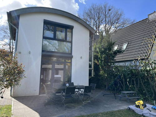 Haus Rückansicht - 7 Zimmer Doppelhaushälfte zur Miete in Hamburg