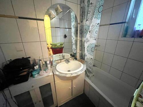 Wohnung 1. OG links - 