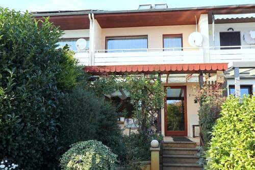 Gepflegtes Reihenmittelhaus - 0 % Käuferprovision! Gemütliches Reihenhaus mit Vollkeller und Garage in Sackgassenlage!