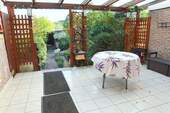 Überdachte Terrasse mit ... - 5 Zimmer Reihenmittelhaus in Delmenhorst