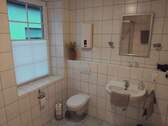 Badezimmer - Mehrfamilienhaus, Wohnhaus mit 320,00 m² in Enkirch zum Kaufen