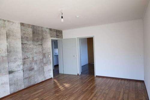 Wohnzimmer - 4 Zimmer Etagenwohnung in Balingen