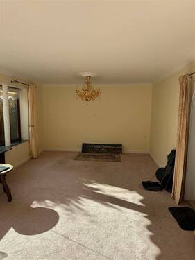 Wohnzimmer - 4 Zimmer Etagenwohnung zum Kaufen in Hamburg