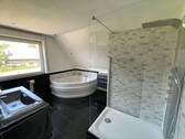 Badezimmer OG - 8 Zimmer Mehrfamilienhaus, Wohnhaus in Nettetal