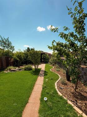 Viel Platz im Garten - 4 Zimmer Doppelhaushälfte zum Kaufen in Achim