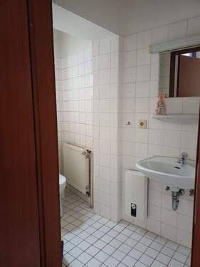 EG: Duschbad + WC - 