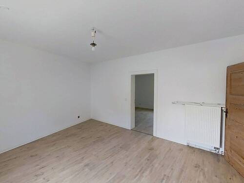 Ansicht III: Wohn- und Esszimmer - 3 Zimmer Etagenwohnung in Kirn