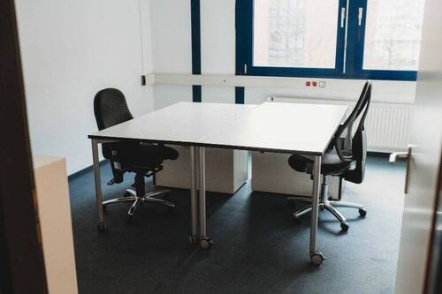 Abschließbarer Büroraum 2 - 
