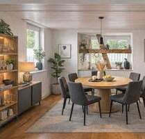 Geräumiges 2-Familienhaus mit Innenhof, Dachterrasse und Doppelgarage in Neidenstein