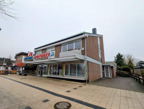 Gebäude front.jpg - Wohn-Geschäftshaus - alte Eichenapotheke - zentral in OYTEN