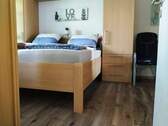ELW_Schlafzimmer mit Vinylboden - 