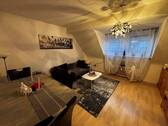 Wohnzimmer - 2 Zimmer Etagenwohnung zum Kaufen in Krefeld