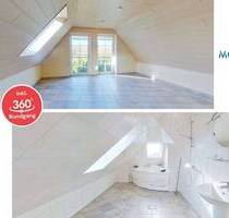 Weitläufige 3-Zimmer-Dachgeschosswohnung mit Einbauküche und Kamin - Großenbrode