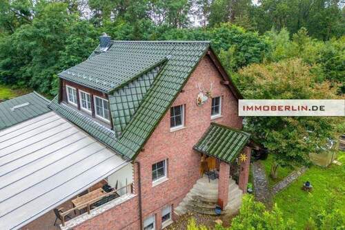 1.jpg - 8 Zimmer Mehrfamilienhaus, Wohnhaus in Werneuchen