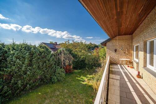 Der Balkon hat Südwestausrichtung. - 