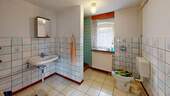 Badezimmer im Erdgeschoss - 