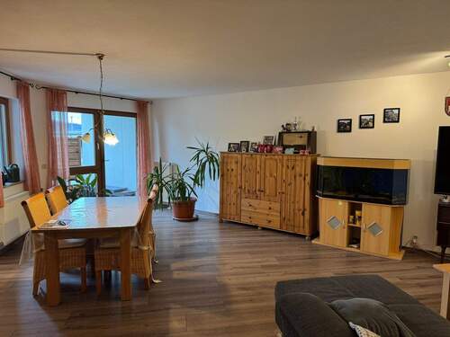 Wohnzimmer
- Moderne Terrassenwohnung - 239.000,00&nbsp;EUR Kaufpreis, ca.&nbsp; 95,00&nbsp;m&sup2;&nbsp;Wohnfl&auml;che