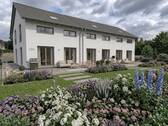 Hausansicht - 4 Zimmer Mehrfamilienhaus, Wohnhaus zum Kaufen in Mötzingen