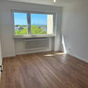 Bild 1 - Frisch sanierte 3-Zimmer-Wohnung mit Balkon und neuer Einbauküche in Hanau-Kesselstadt