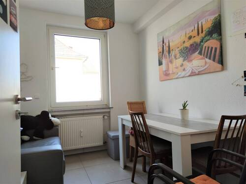 Esszimmer - Sanierte 2,5 Zimmerwohnung mit Balkon, zentral in Gießen*