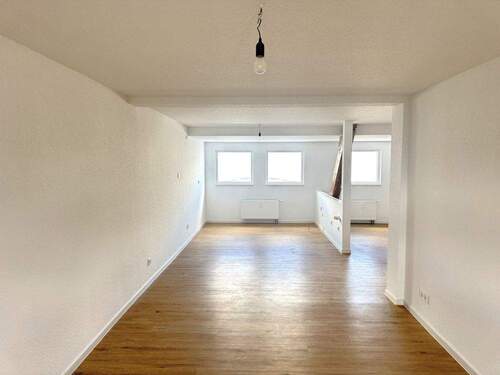 Blick zum Küchenbereich - 