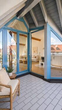 Blick ins Wohnzimmer - 