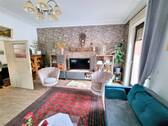 Wohnzimmer im i.OG.JPG - Mehrfamilienhaus, Wohnhaus in Konz
