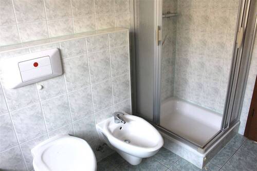 Bad/ WC - 