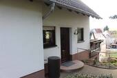 der gemeinsame Eingang - 3 Zimmer Etagenwohnung in Waldenburg