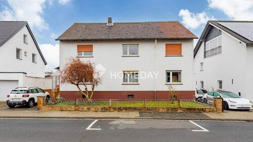 Außenansicht 1 - 7 Zimmer Einfamilienhaus in Reichelsheim