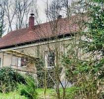 Kleines Wohnhaus mit Potential - 115.000,00&nbsp;EUR Kaufpreis, ca.&nbsp; 69,00&nbsp;m&sup2;&nbsp;Wohnfl&auml;che in Hohnstein (PLZ: 01848) Zeschnig