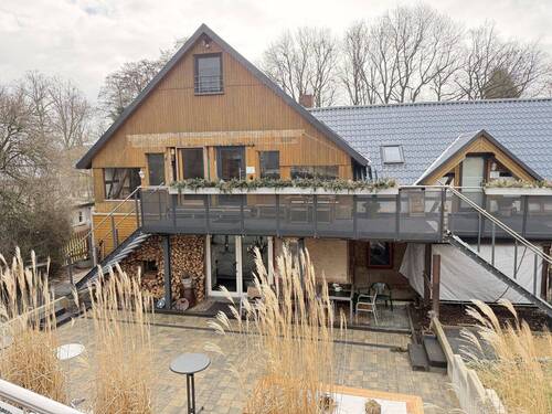 Außenansicht - Einzigartiges Anwesen mit Wohnhaus, Gewerbeflächen, Ferienwohnungen und großem Naturareal!