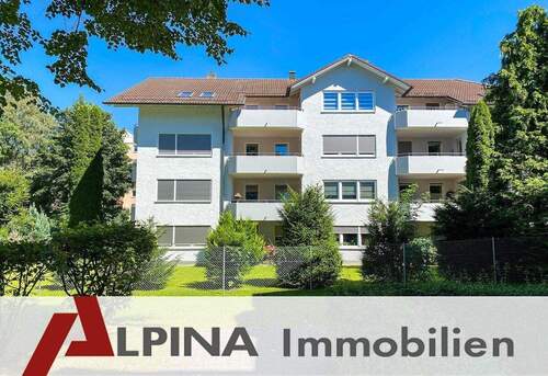 Außenansicht - Leben ohne Kompromisse! Perfekt geschnittene 2-Zimmer Dachgeschosswohnung!