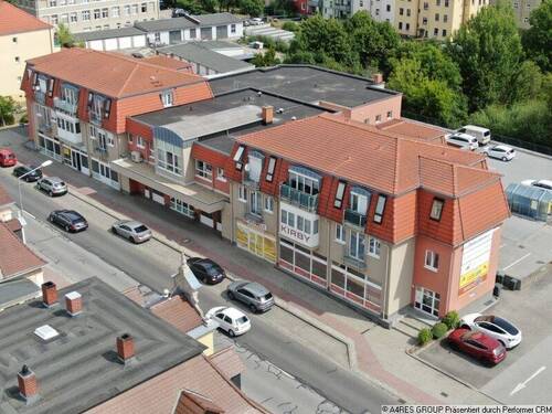 Objektansicht_vorn - A4RES - Büro-Praxisfläche mit vielen Parkplätze sucht einen Nachmieter