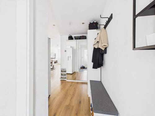 Diele - 5 Zimmer Reihenmittelhaus in Altdorf