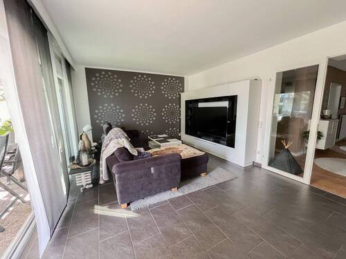 Wohnzimmer - 4 Zimmer Etagenwohnung in Kreuztal