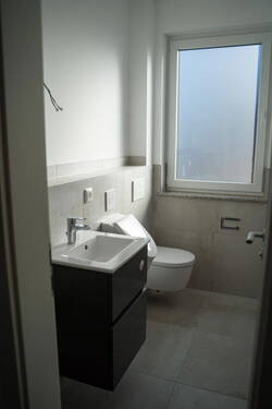 Gäste-WC mit Urinal - 