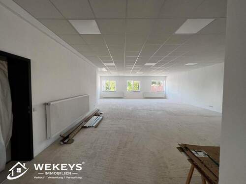 Großzügige Gewerbefläche - 